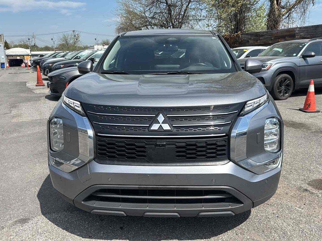 2022 MITSUBISHI Outlander