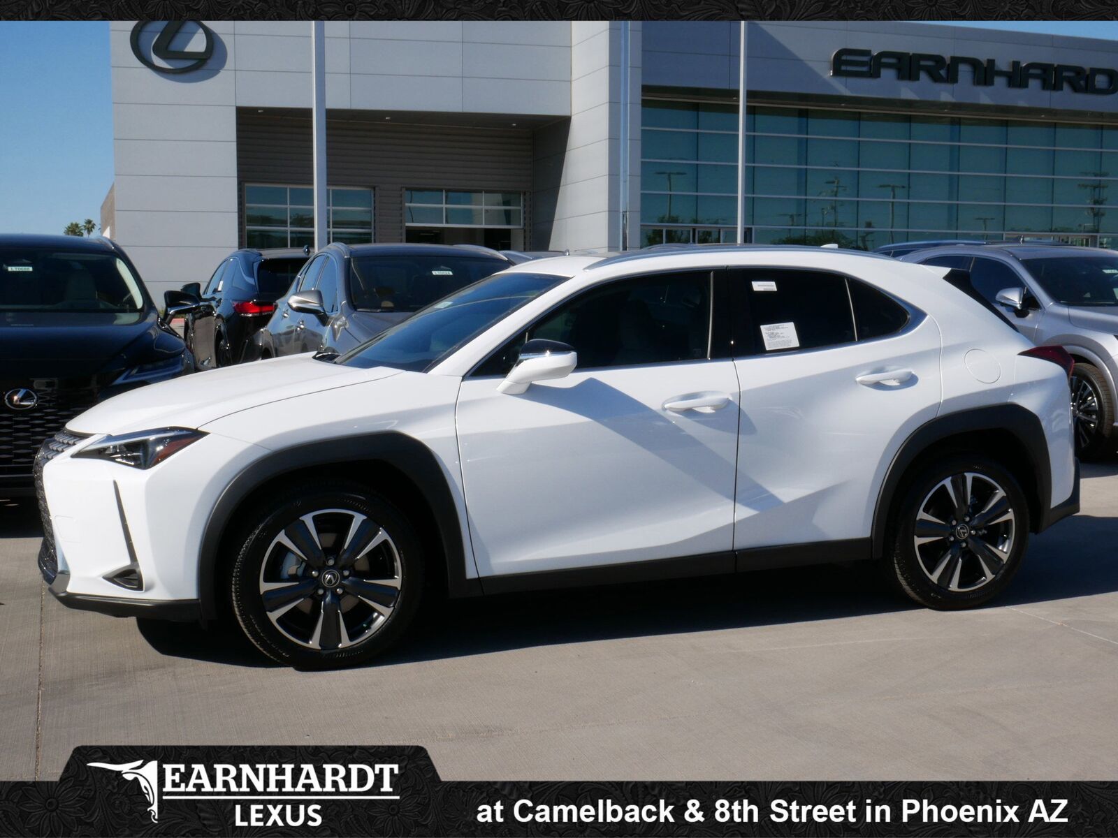 2026 LEXUS UX
