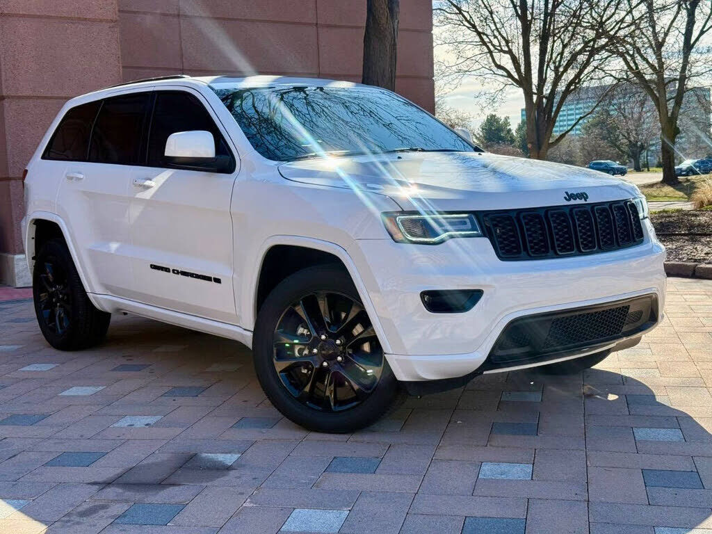2022 JEEP Grand Cherokee
