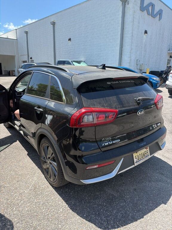 2017 KIA Niro