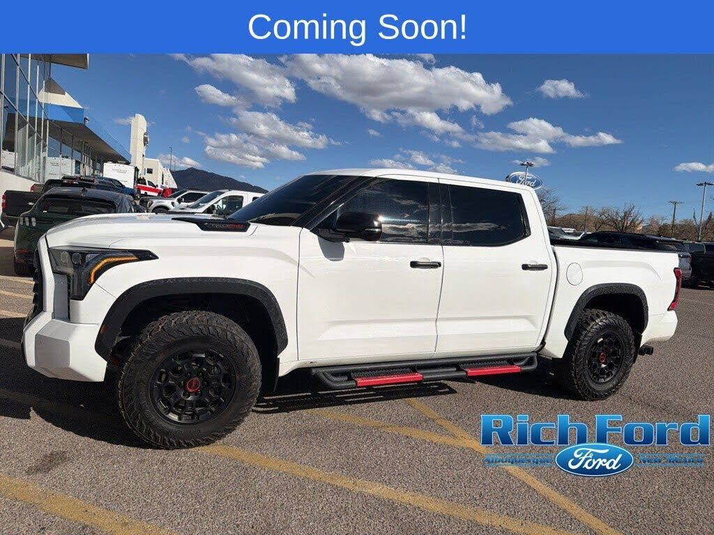 2023 TOYOTA Tundra