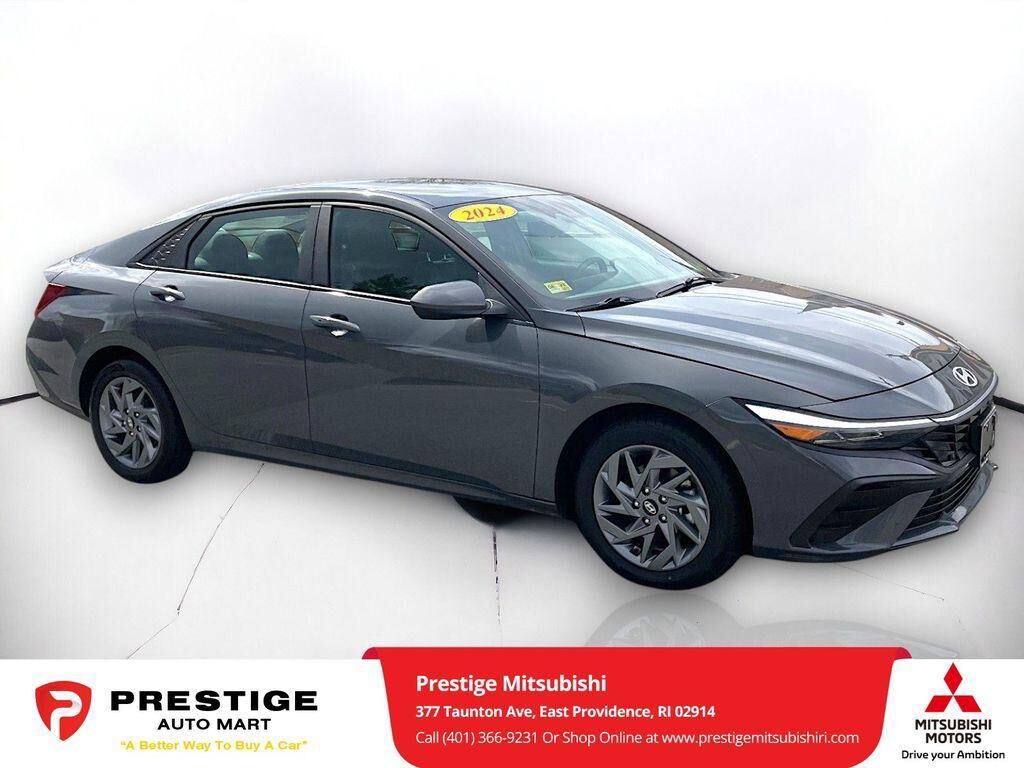 2024 HYUNDAI Elantra