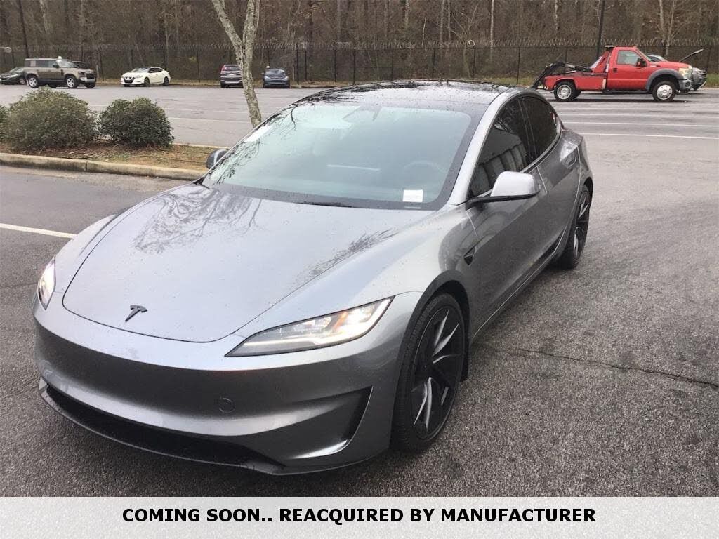 2025 TESLA Model 3