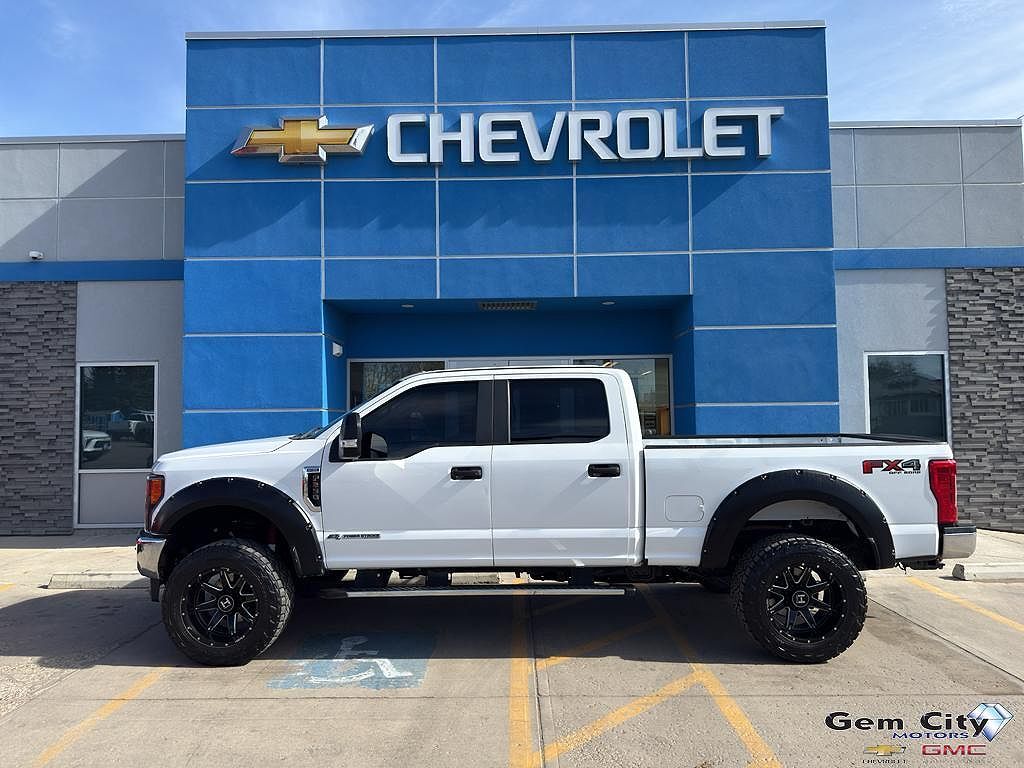 2017 FORD F-350