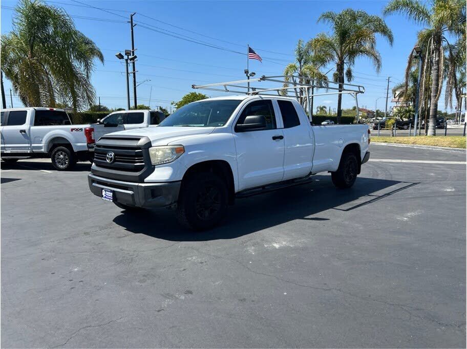 2014 TOYOTA Tundra