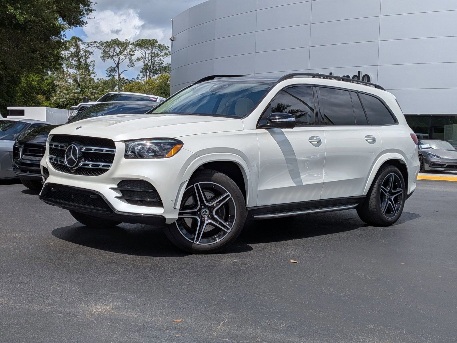 2023 MERCEDES-BENZ GLS-Class