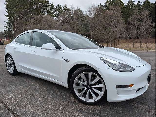2018 TESLA Model 3