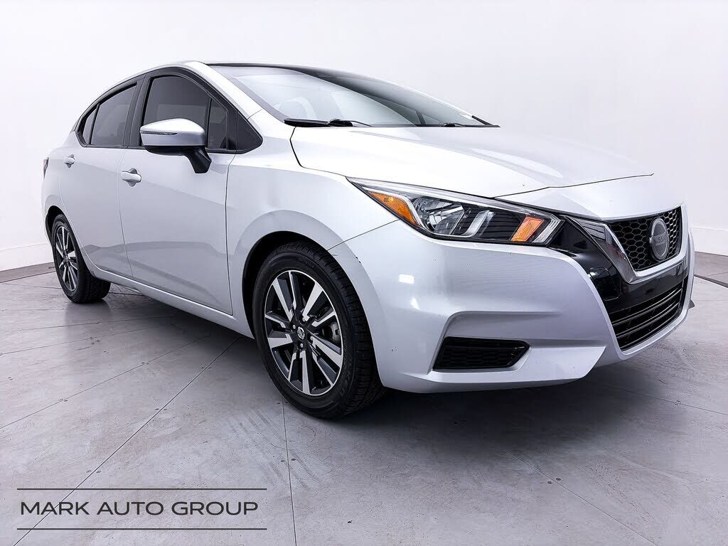 2020 NISSAN Versa