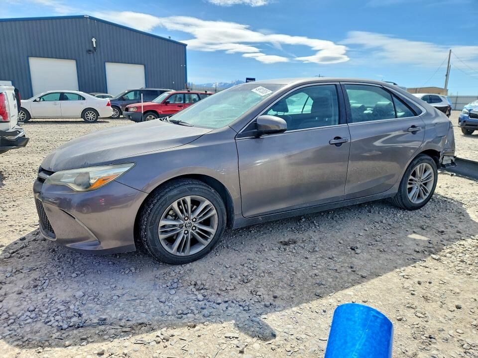 2015 TOYOTA Camry