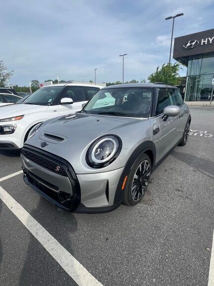 2023 MINI Hardtop