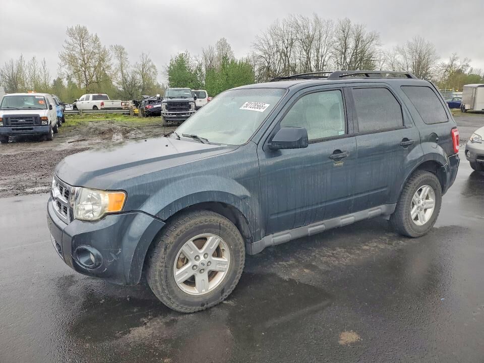 2011 FORD Escape