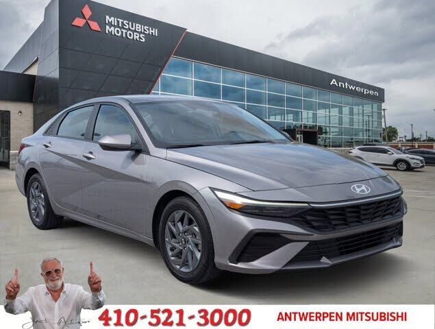 2024 HYUNDAI Elantra