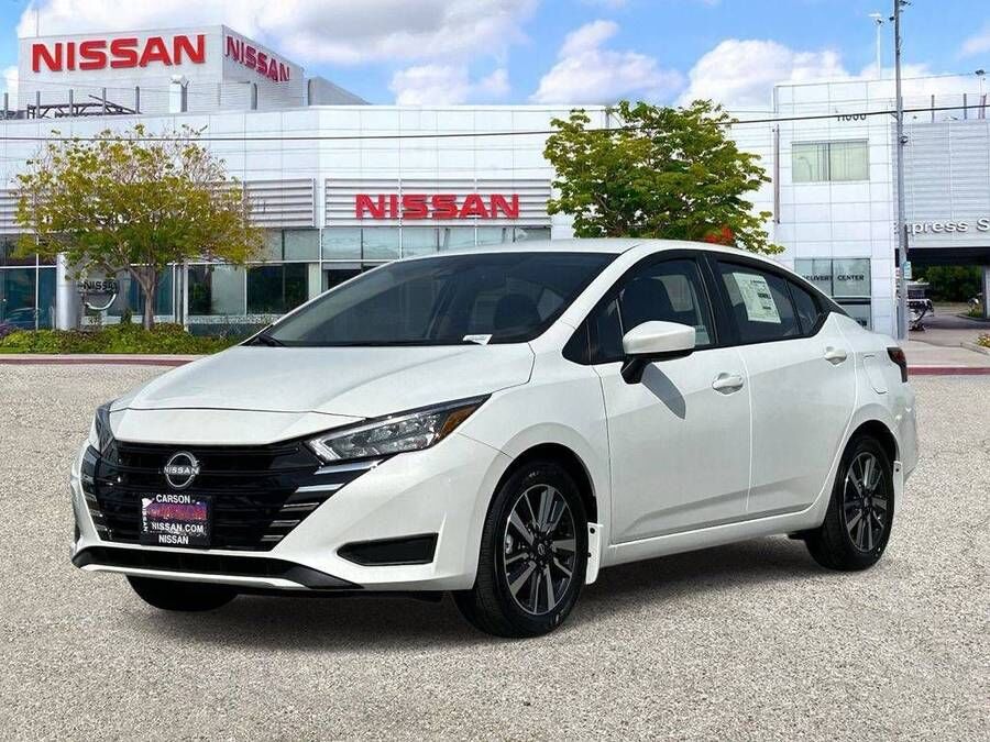 2025 NISSAN Versa