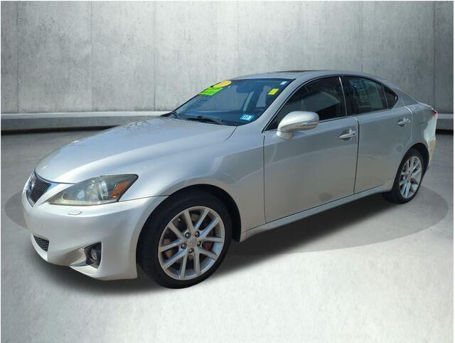 2013 LEXUS IS