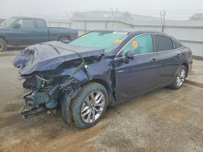 2021 TOYOTA Avalon