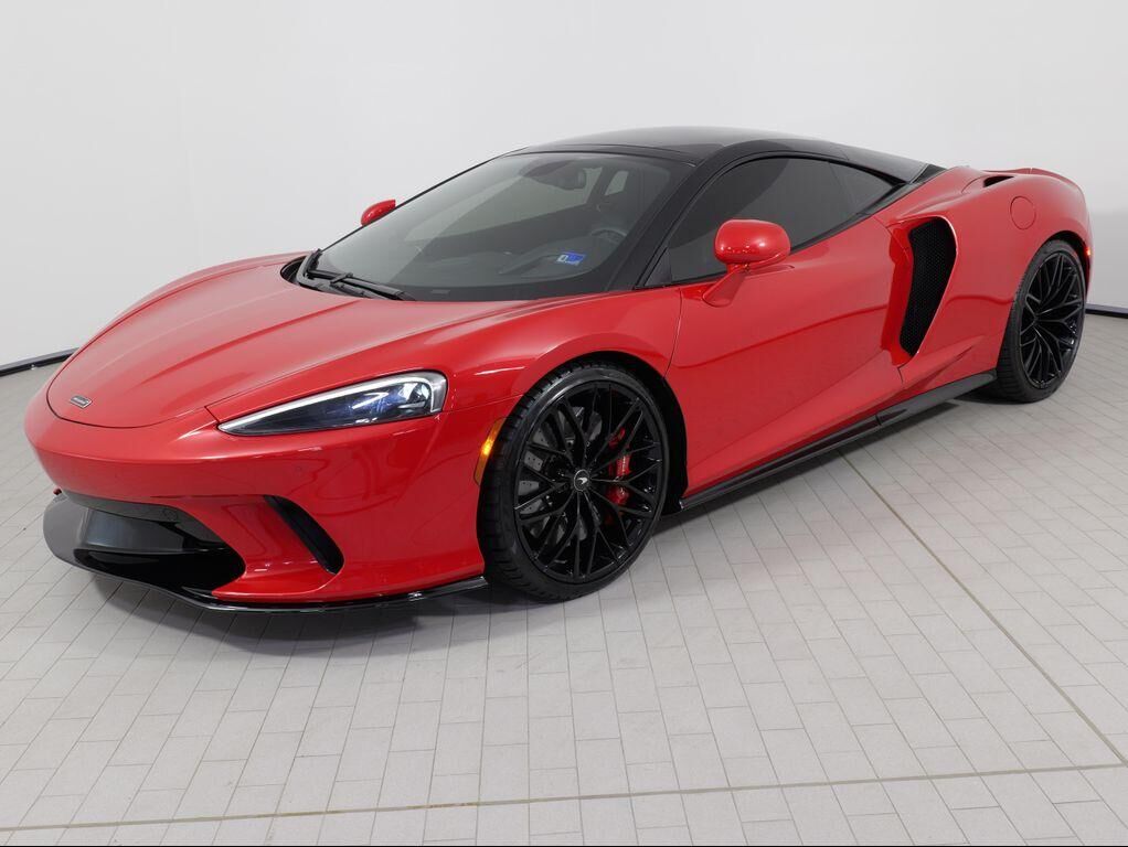 2022 MCLAREN GT