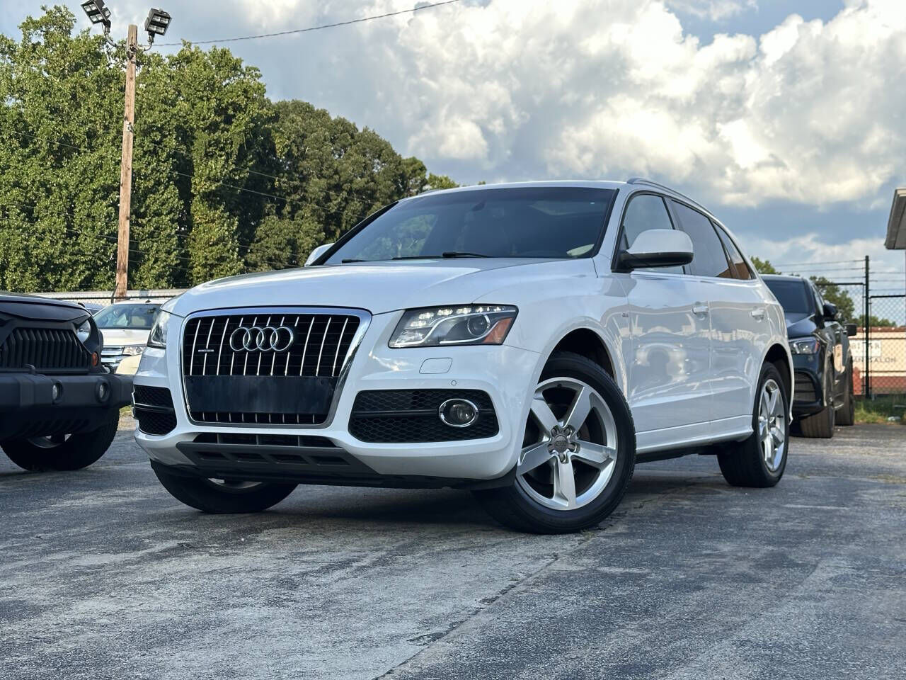 2011 AUDI Q5