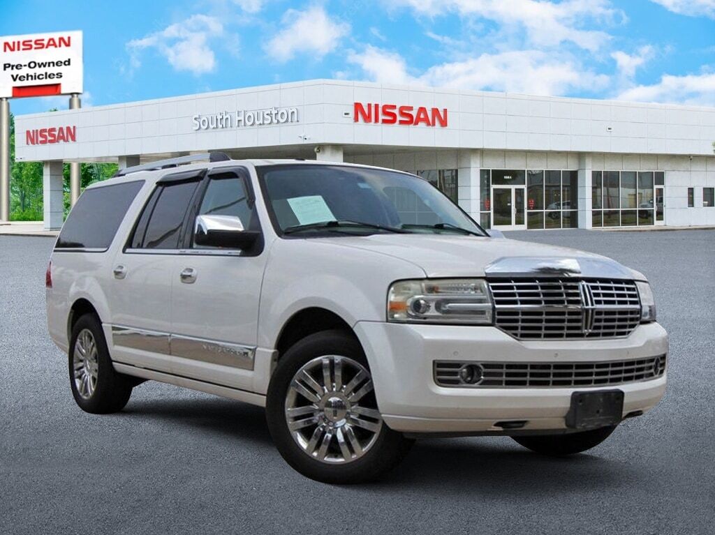 2010 LINCOLN Navigator