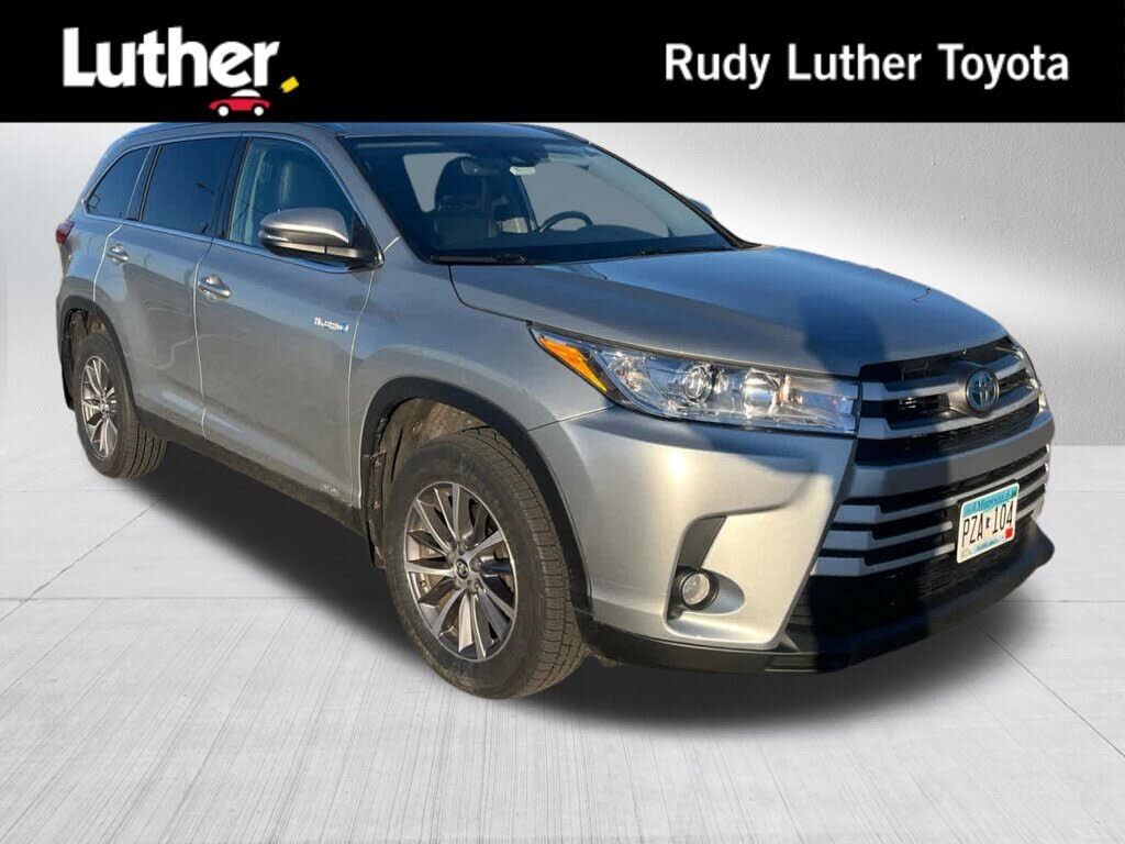 2019 TOYOTA Highlander