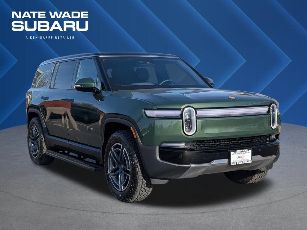 2025 RIVIAN R1S