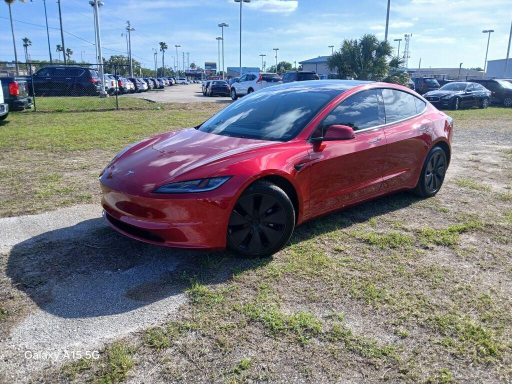2024 TESLA Model 3