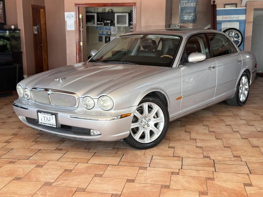 2005 JAGUAR XJ