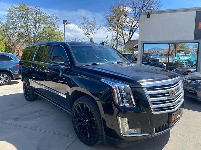 2018 CADILLAC Escalade ESV