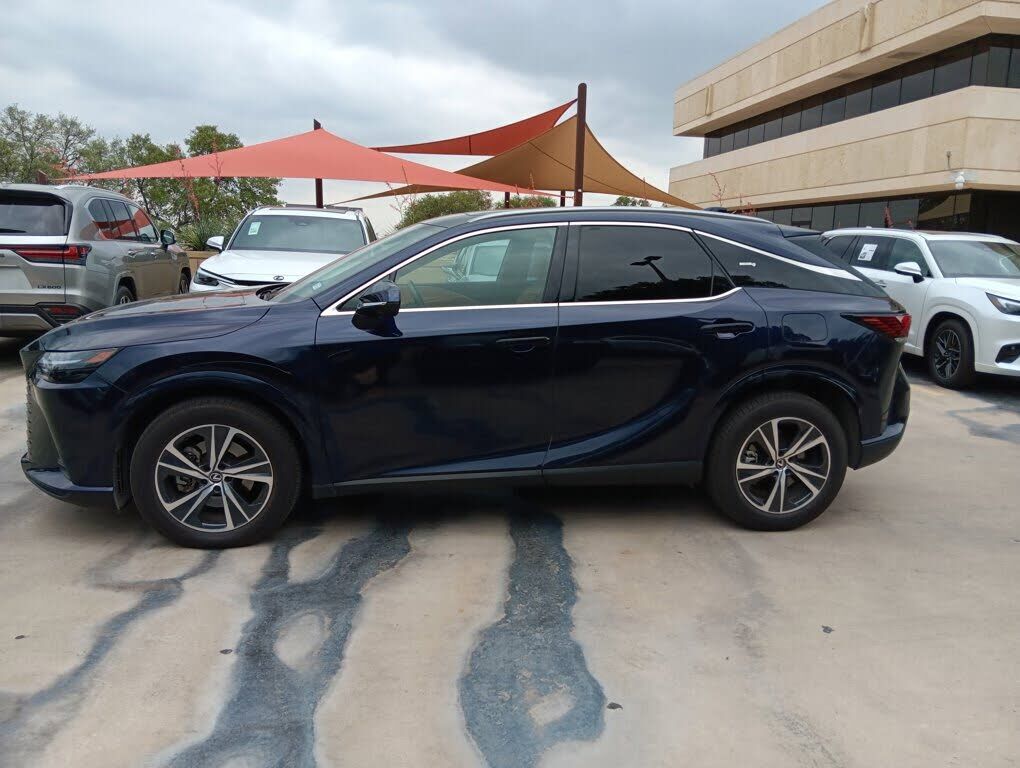 2025 LEXUS RX