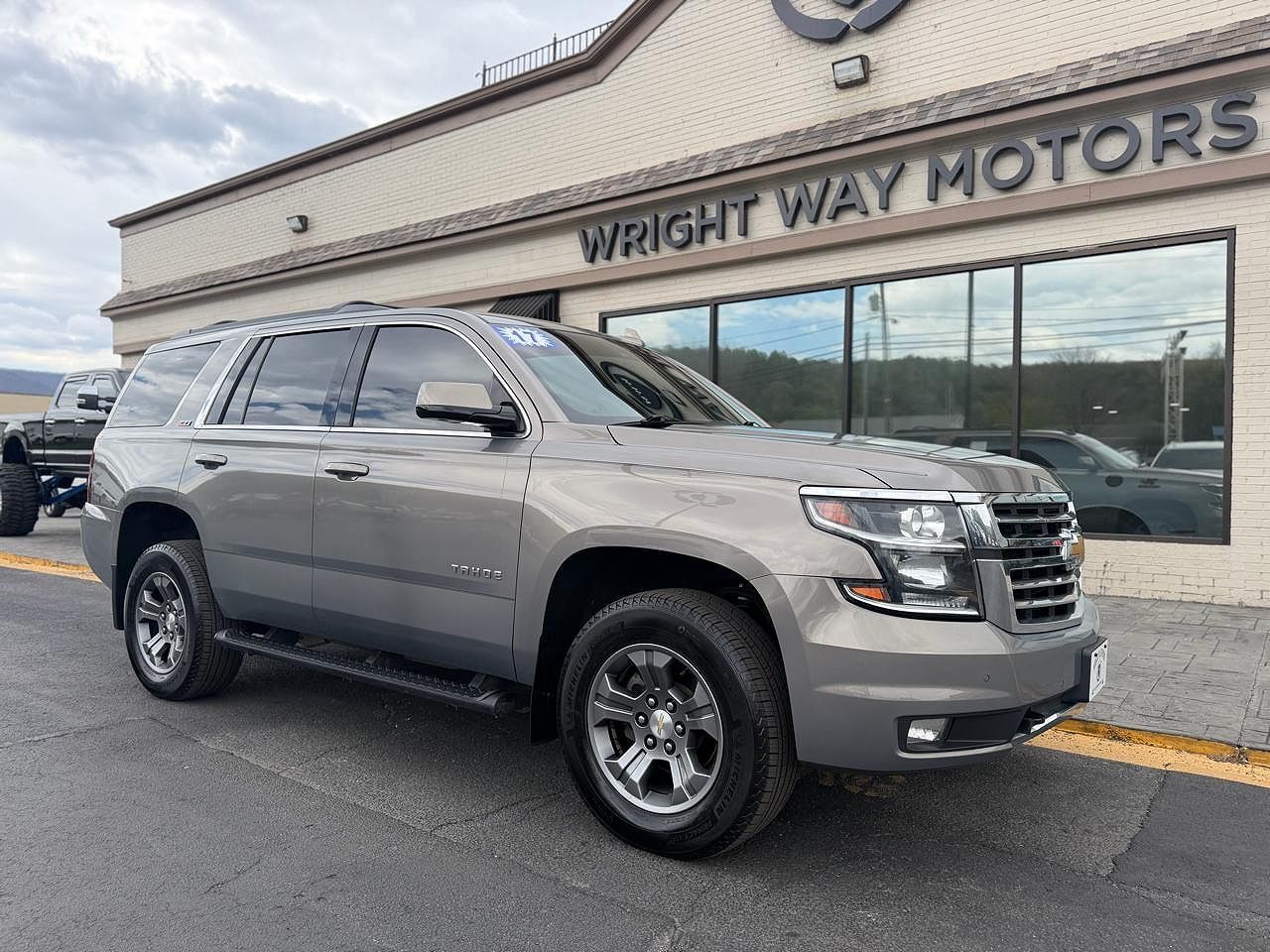 2017 CHEVROLET Tahoe