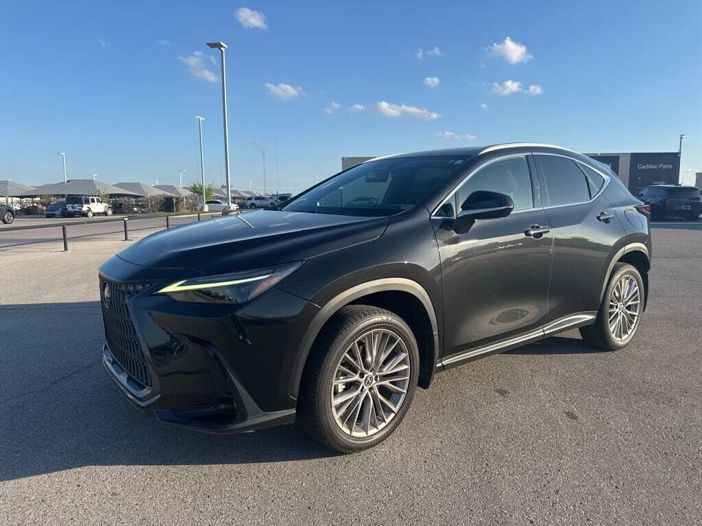 2023 LEXUS NX