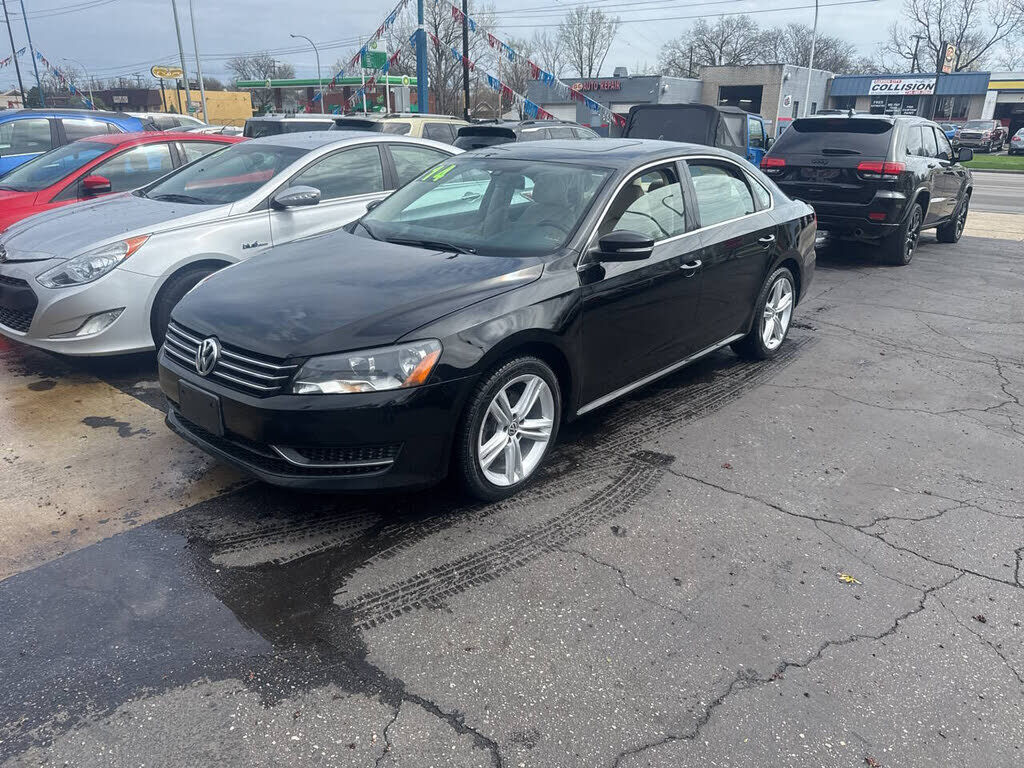 2014 VOLKSWAGEN Passat