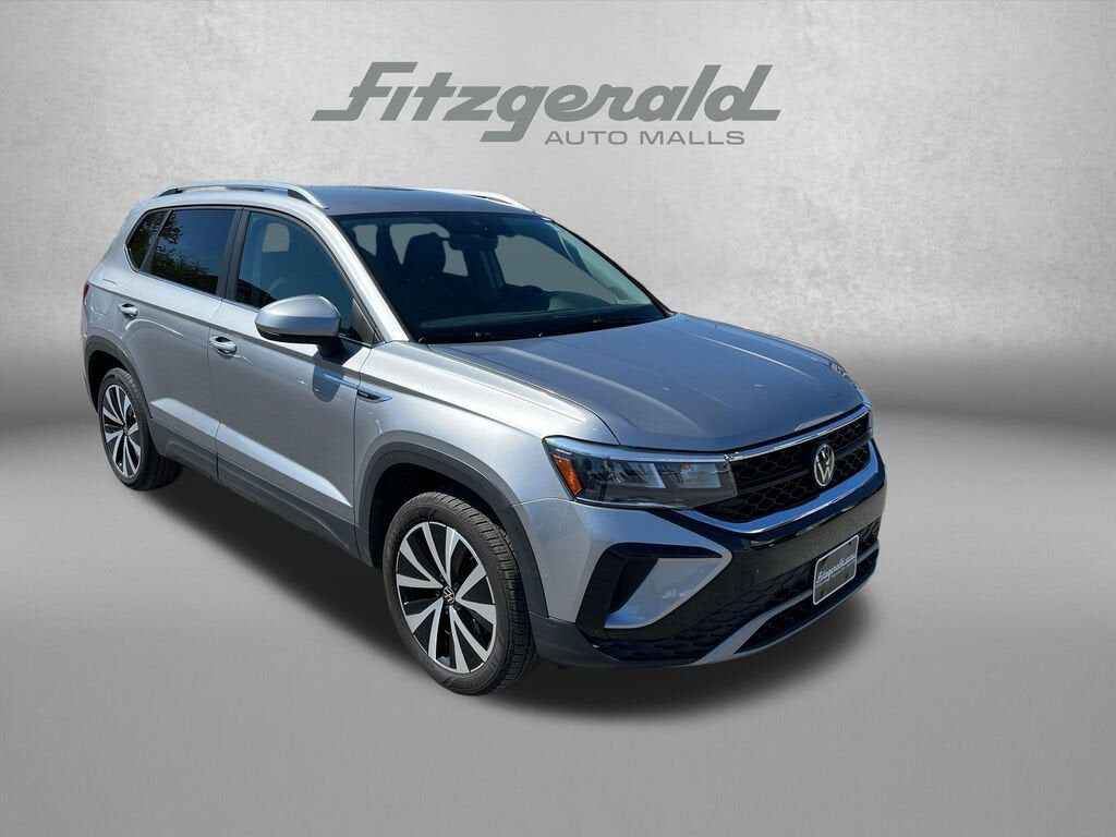 2024 VOLKSWAGEN Taos