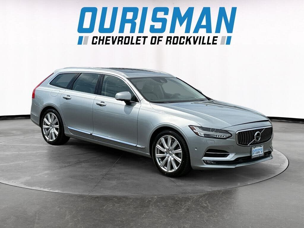 2018 VOLVO V90