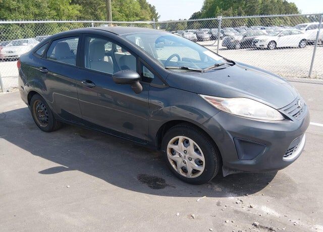 2011 FORD Fiesta