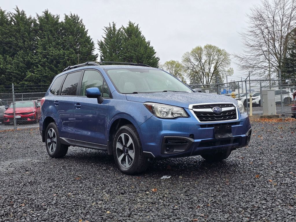 2017 SUBARU Forester