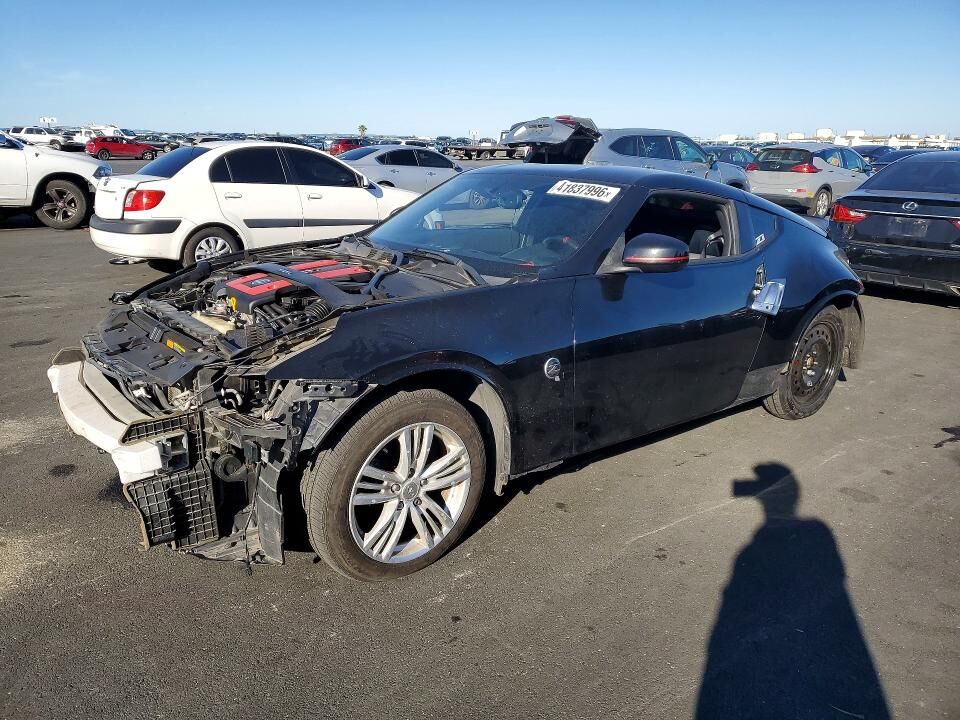 2015 NISSAN 370Z