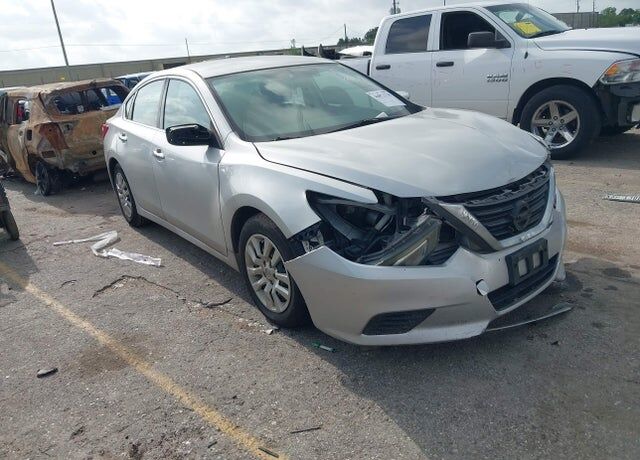 2016 NISSAN Altima