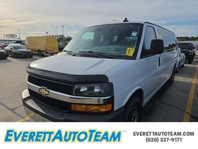 2020 CHEVROLET Express