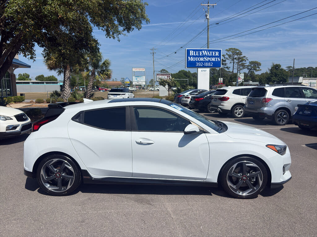 2020 HYUNDAI Veloster