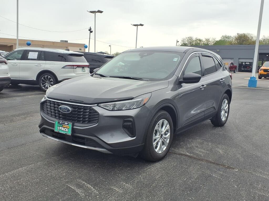 2023 FORD Escape