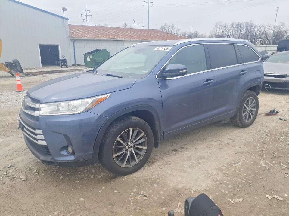 2018 TOYOTA Highlander