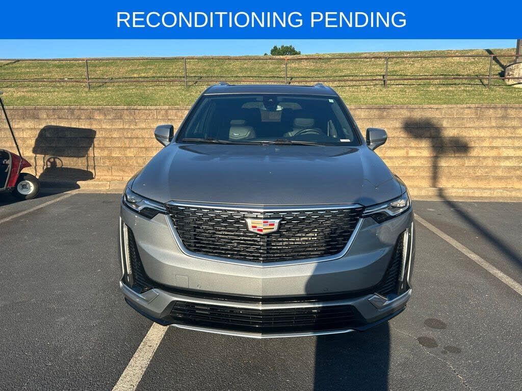 2024 CADILLAC XT6