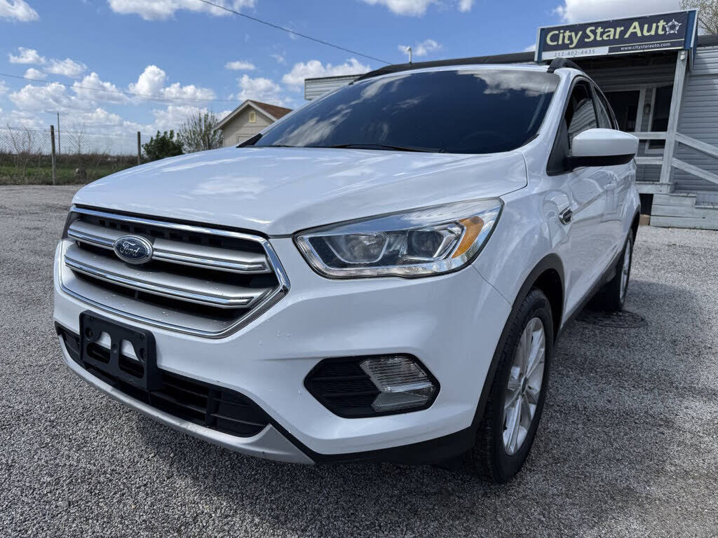 2017 FORD Escape