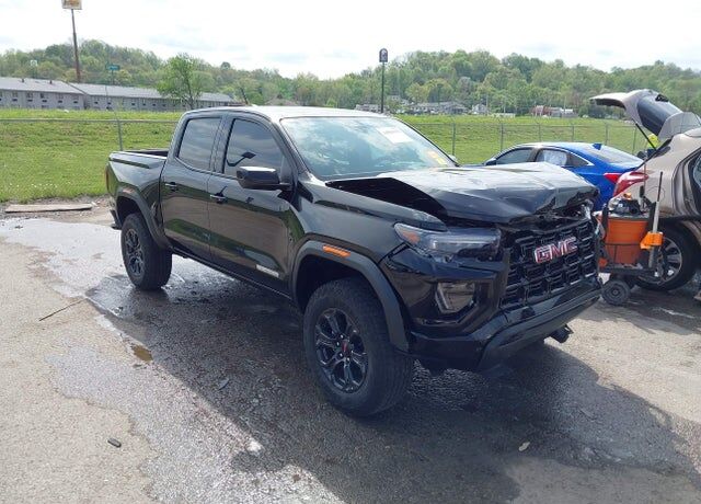2025 GMC Canyon