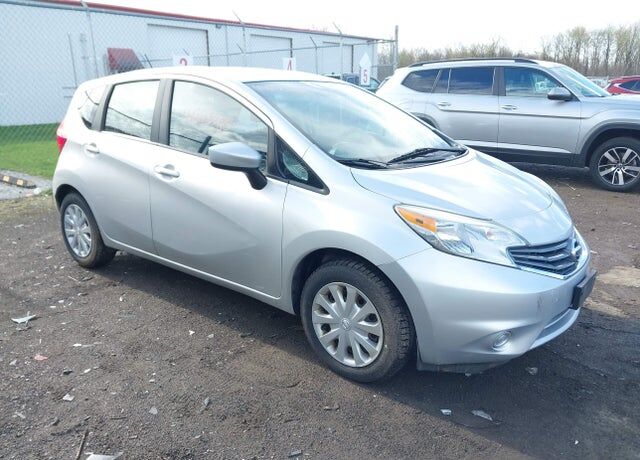 2016 NISSAN Versa