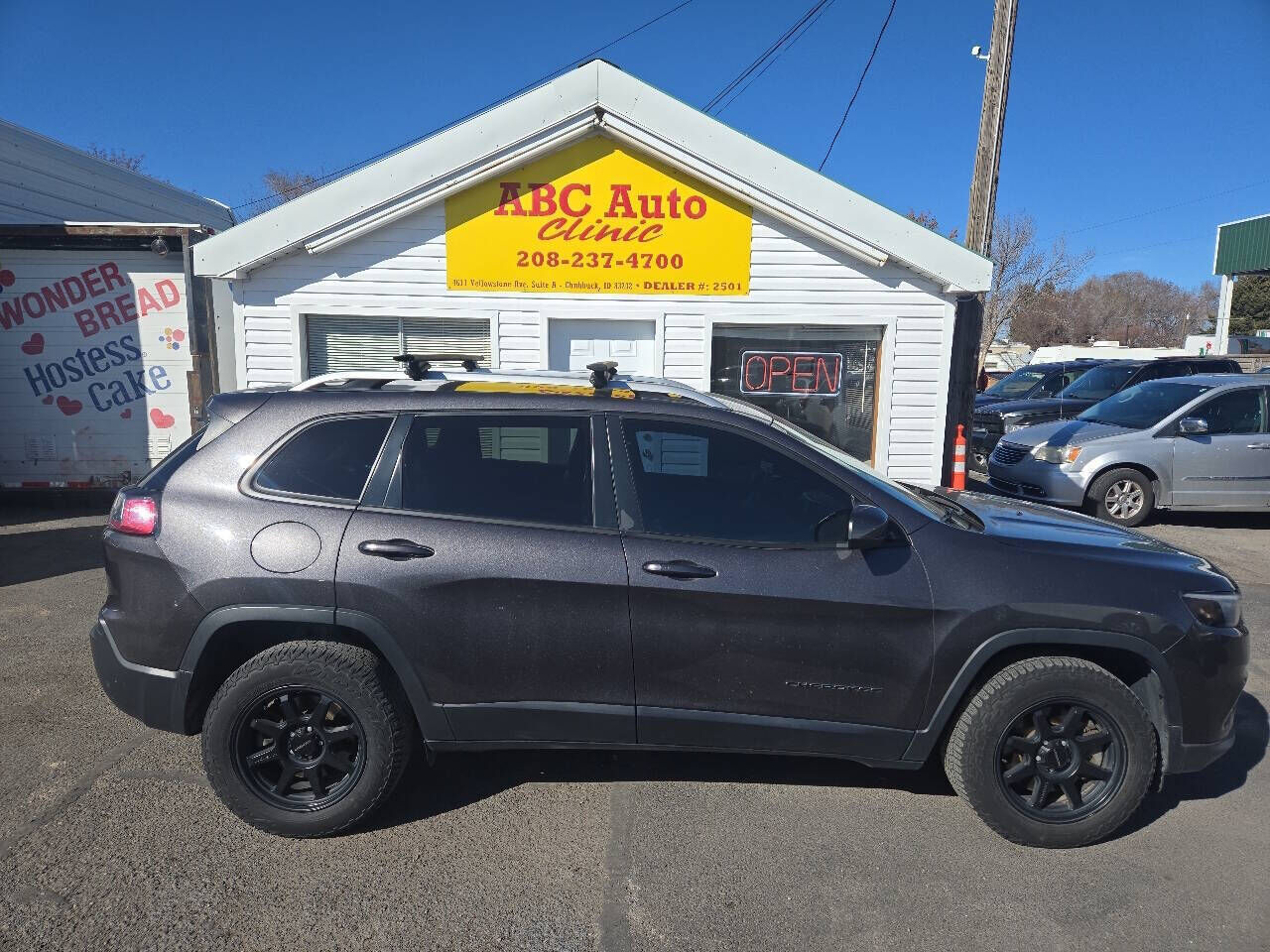 2019 JEEP Cherokee
