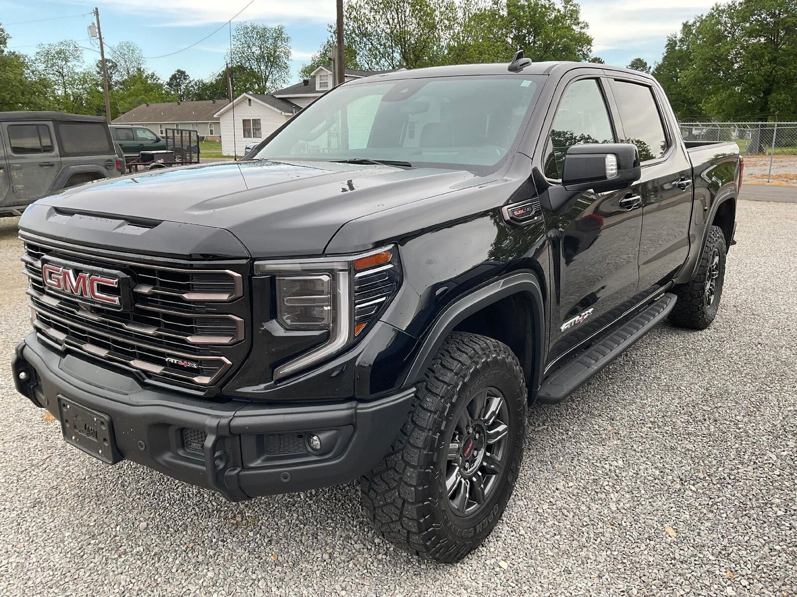 2024 GMC Sierra