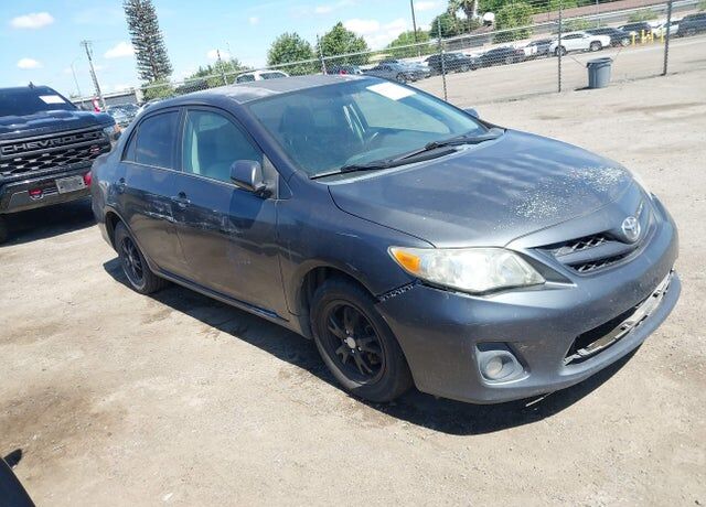 2011 TOYOTA Corolla