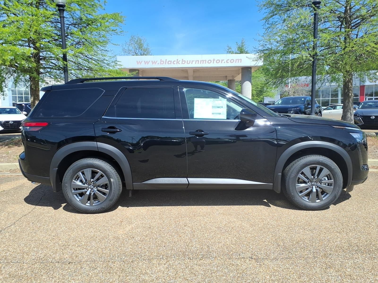 2026 NISSAN Pathfinder