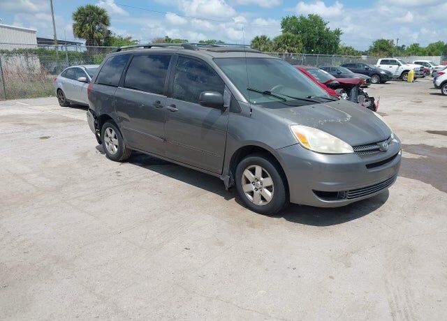 2005 TOYOTA Sienna